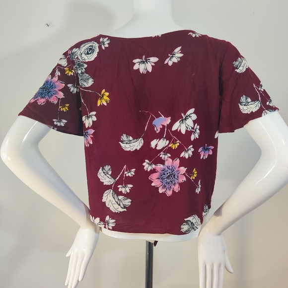 Mudd Small Burgundy Red White Pink Floral Summer Crop Top with Tie - Picture 4 of 9